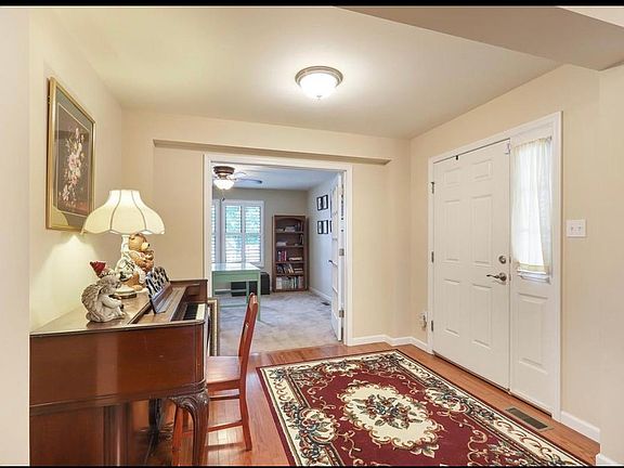 3rd image of 3209 Grace Hill Dr