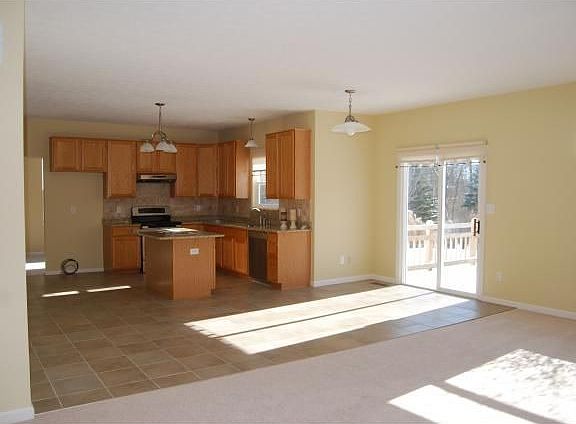 4th image of 6261 Saddletree Dr