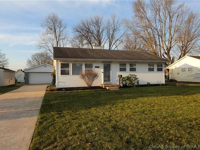 1735 Genung Drive, New Albany, IN, 47150