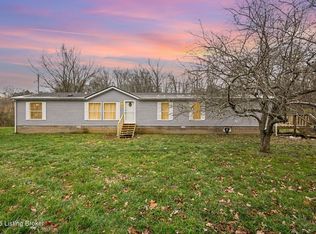 3900 Highgrove Rd, Coxs Creek, KY 40013