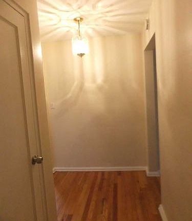 4th image of 349 Bloomfield Ave #75