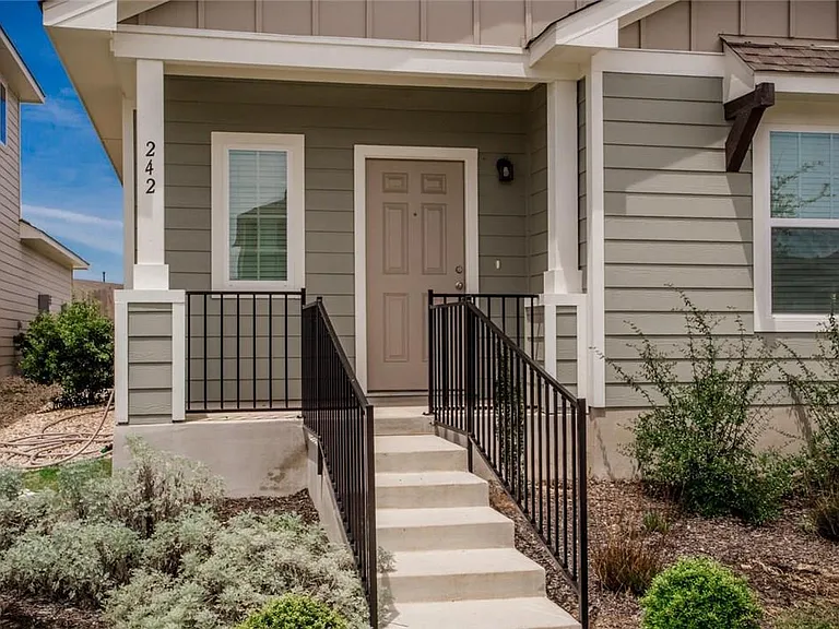 242 Mossycup Dr — Photo 3