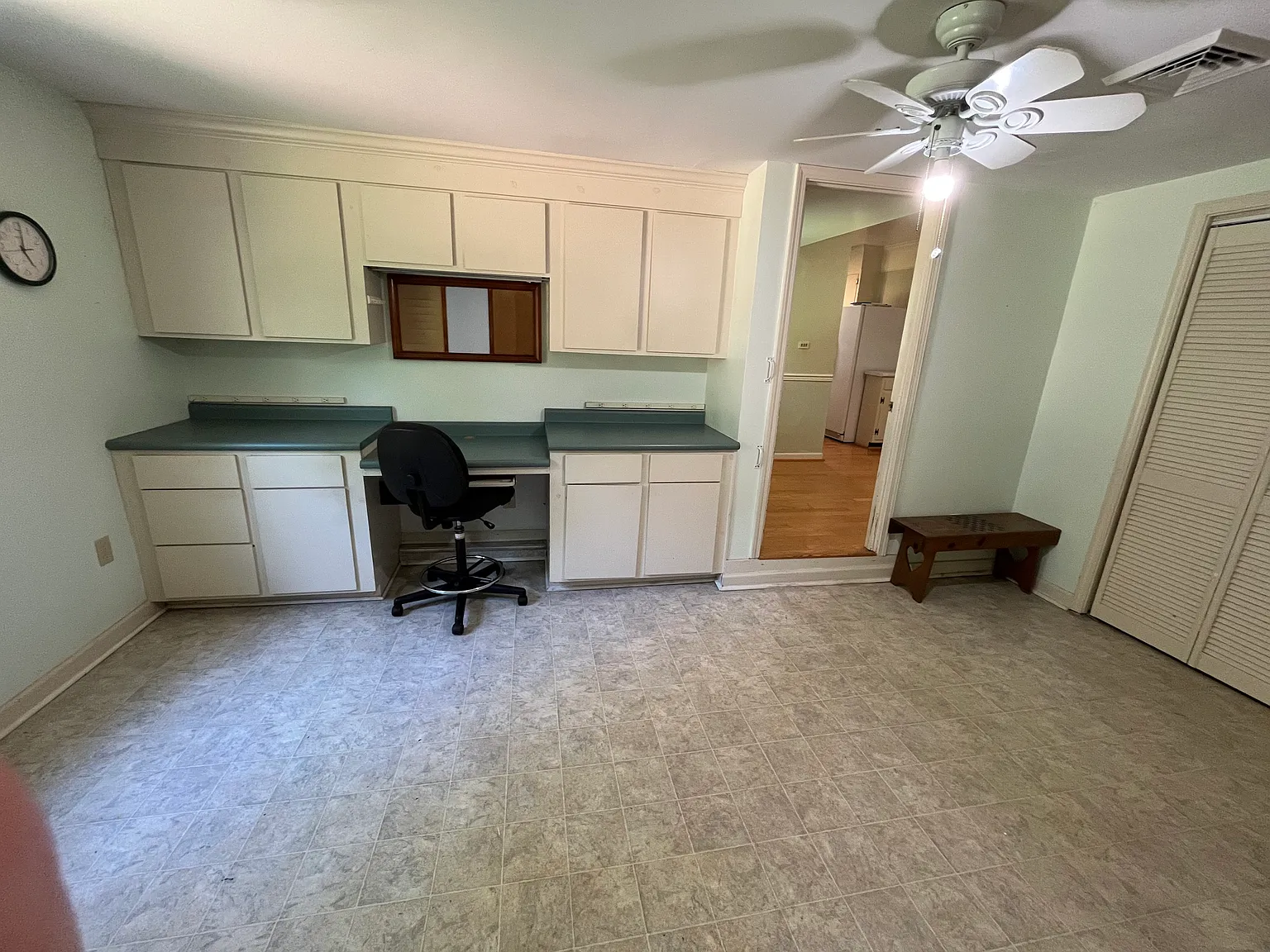 4 bed, 2399 sqft, $2,975 — Photo 3