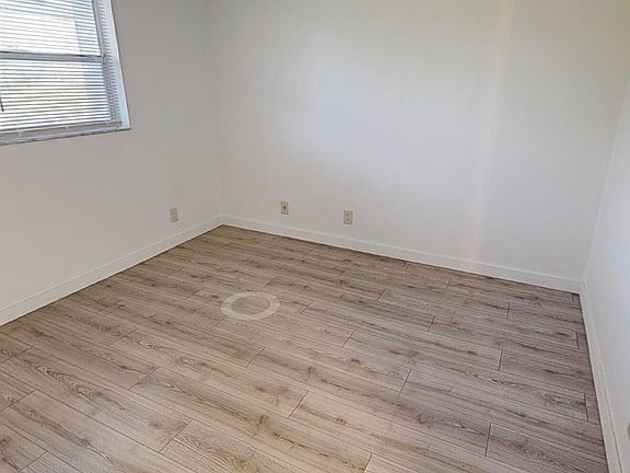 5th image of 4025 N NOB HILL Road #409