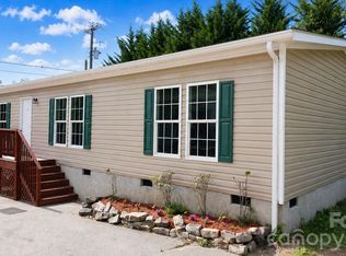 106 Central Ave, Swannanoa, NC 28778