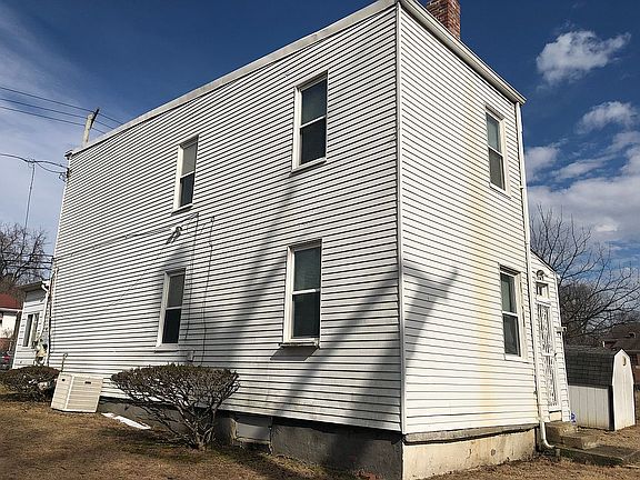 2nd image of 4401 Douglas St NE