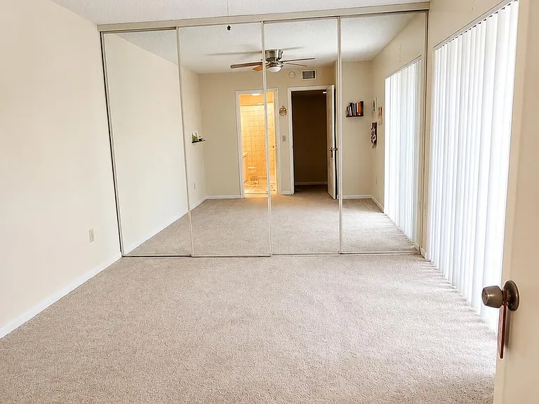 865 Blue Ridge Cir — Photo 19