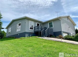 1720 Congress Lake Rd, Mogadore, OH 44260