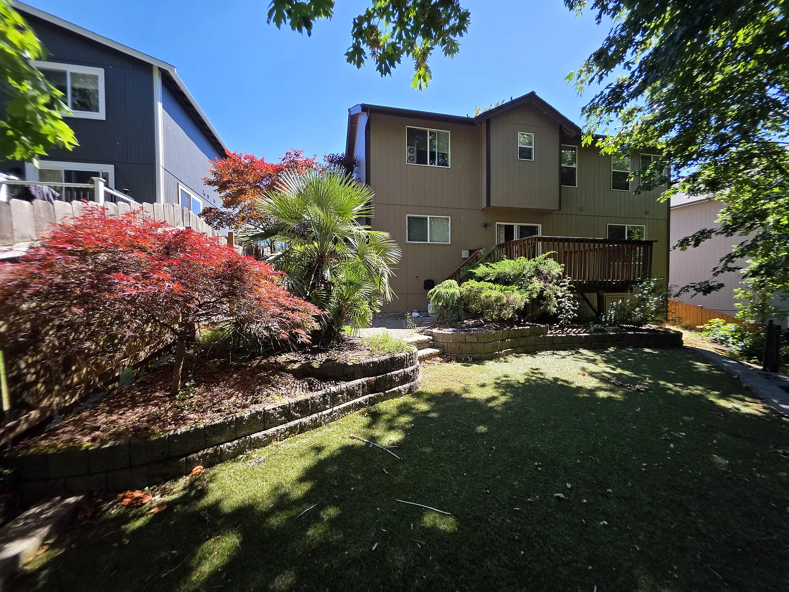 4 bed, 1995 sqft, $2,800 — Photo 3
