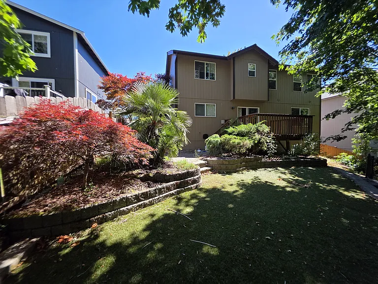 1080 Heron Ridge Ave — Photo 3
