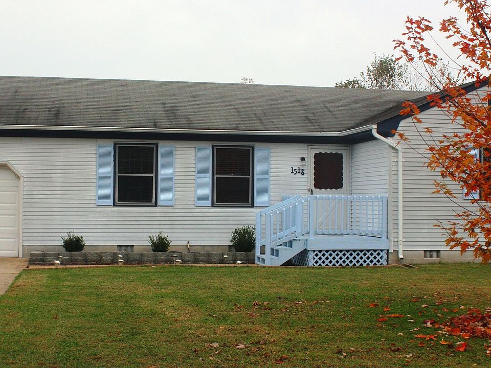 front yard-street view
