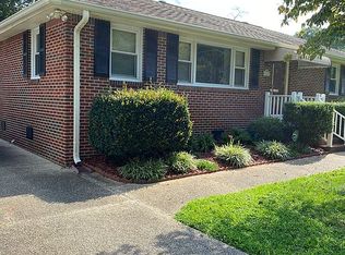 9402 Morwin St, Norfolk, VA 23503