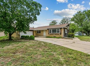 955 S Dowell Ter, Wichita, KS 67207