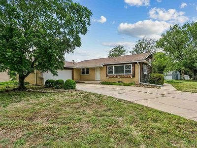 955 S Dowell Ter, Wichita, KS, 67207