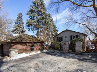 185 Bluff Ave, Grayslake, IL 60030