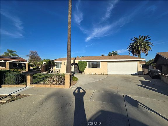 5th image of 8725 Boxwood Ave