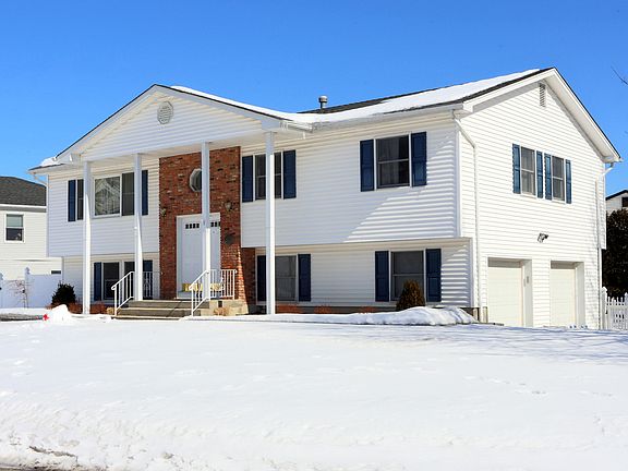 2nd image of 44 Walter Dr