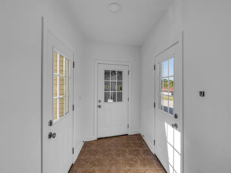 4861 Bethesda Rd — Photo 31