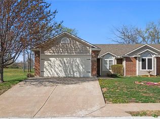 3114 Eastern Hills Pkwy, Harrisonville, MO 64701