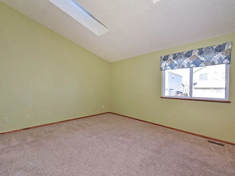 4330 Archwood Dr — Photo 3