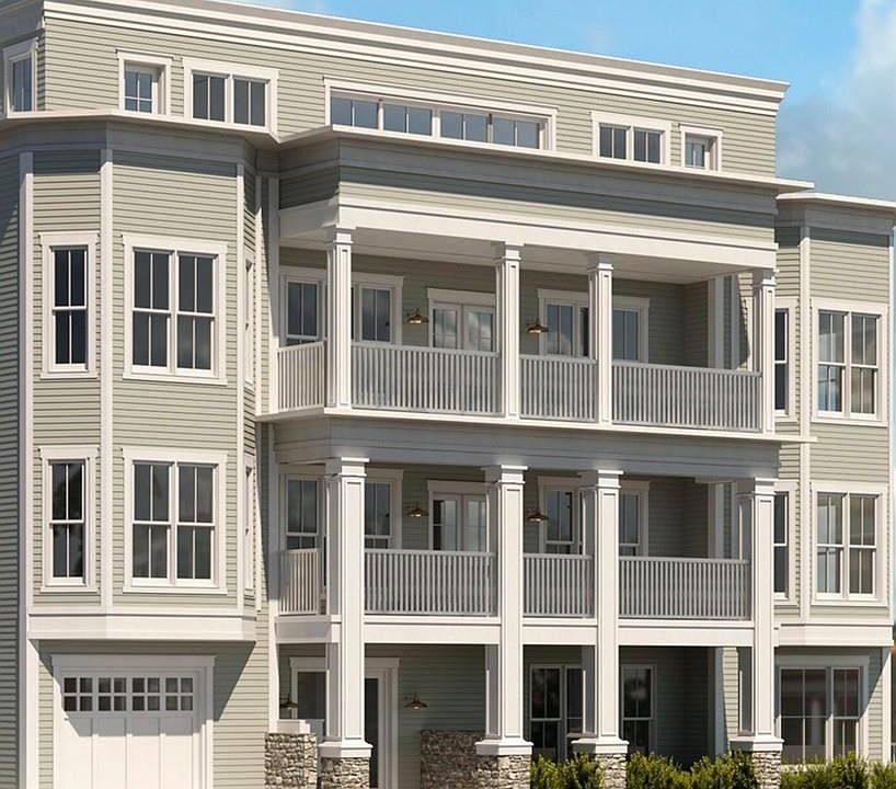 1st image of 37 Farragut Rd #5