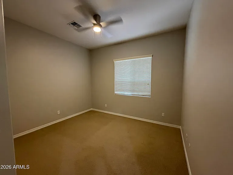 2417 E Iris Dr — Photo 33