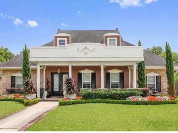 316 Riverwood Dr, Saint Rose, LA 70087