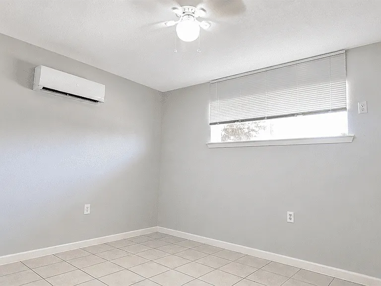 7818 Oak Knoll Ln #A — Photo 8