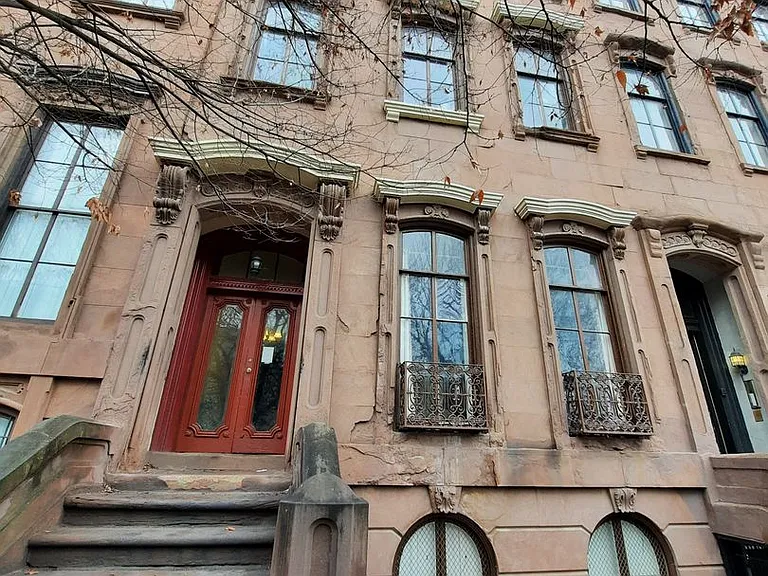 22 E Mt. Vernon Pl. — Photo 2