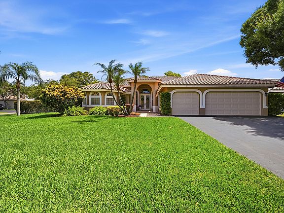 3rd image of 4942 NW 110th Way