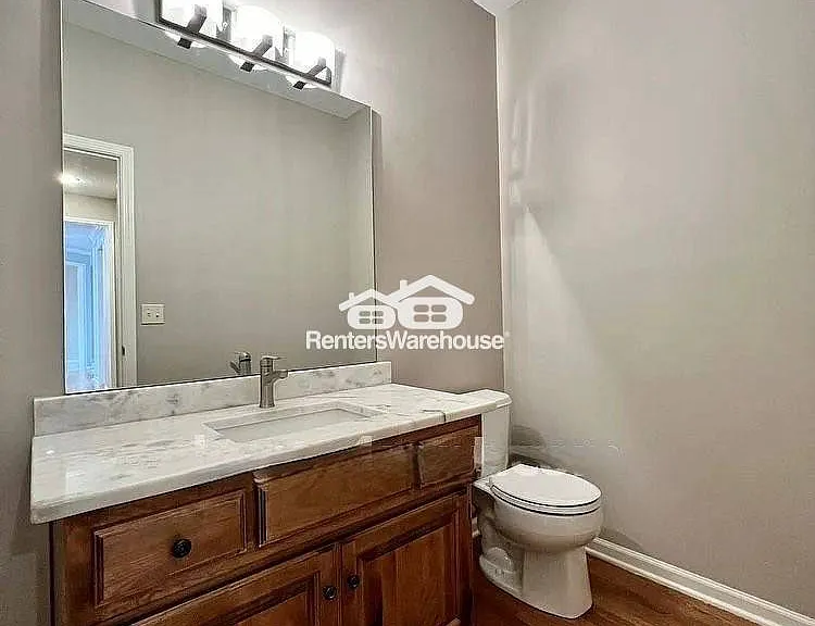 15861 Linden St — Photo 17
