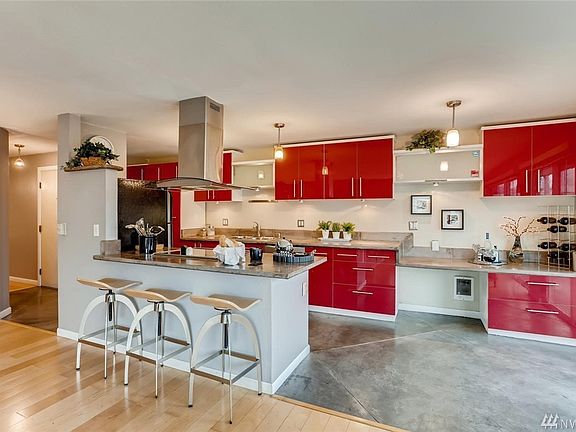 4th image of 762 Hayes St APT 28