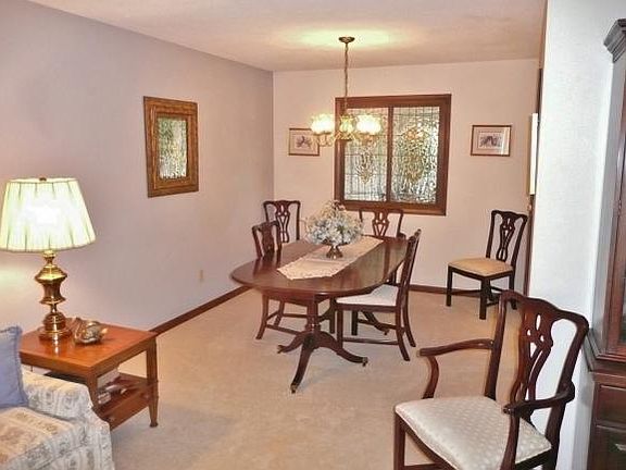 4th image of 5147 Waterford Dr