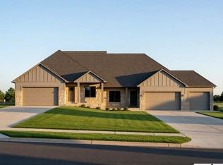 4445 Kolder Ave, Lincoln, NE 68516