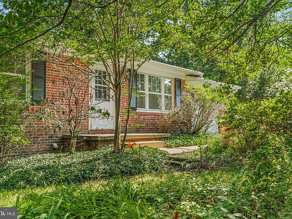 2nd image of 22509 Joan Dr