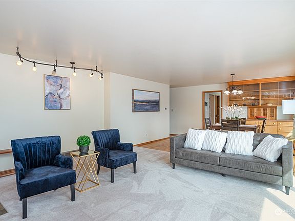 3rd image of 13032 42nd Avenue NE