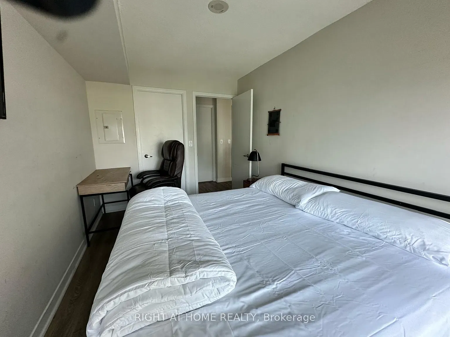 1 bed, $2,500 — Photo 4