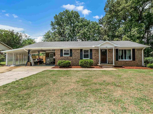 553 Galbraith Ave, Henderson, TN 38340