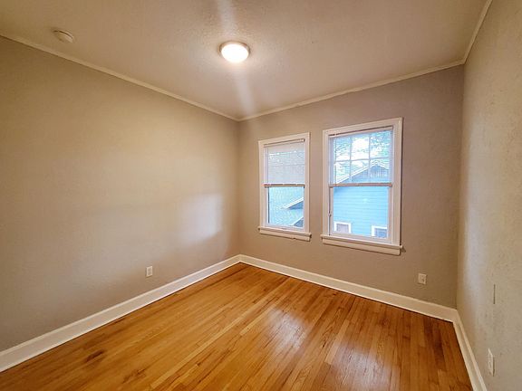 3rd image of 962 Cherry St #4