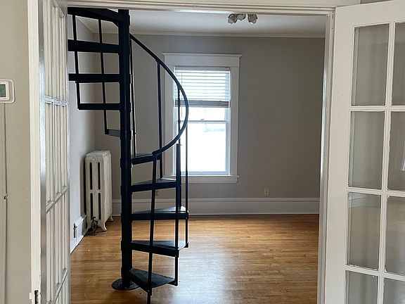 3rd image of 2509 Grand Ave S APT 2