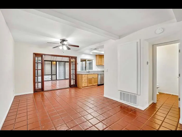 15210 Shadybend Dr #40 — Photo 8