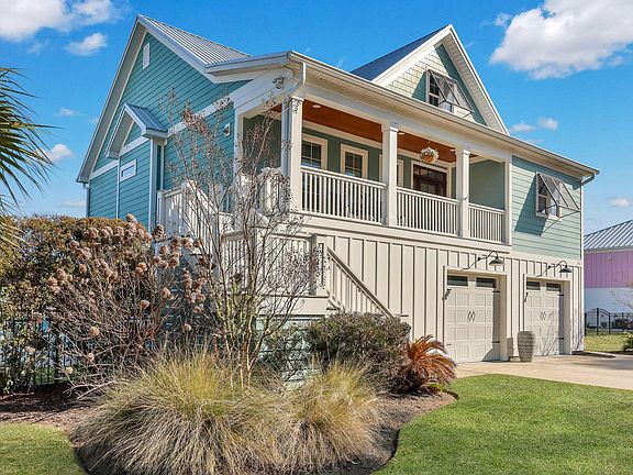 3rd image of 392 Eagle Pass Dr