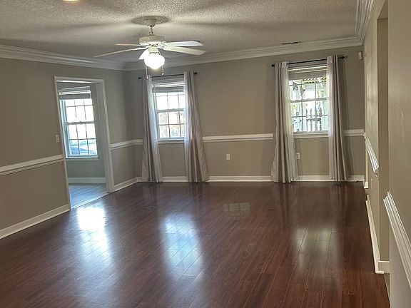 4th image of 7609 Belmont Rd
