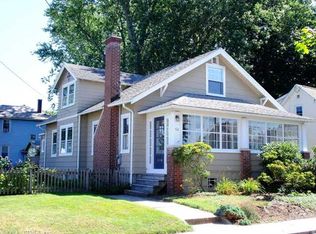 54 Sherman St, New London, CT 06320