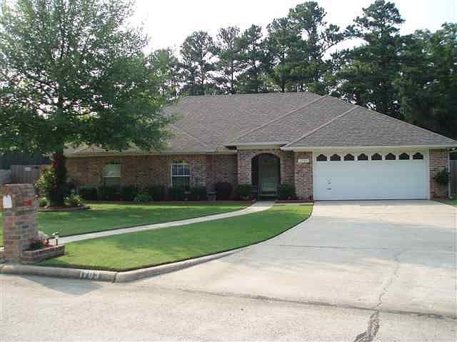 1st image of 1703 Woodline Dr