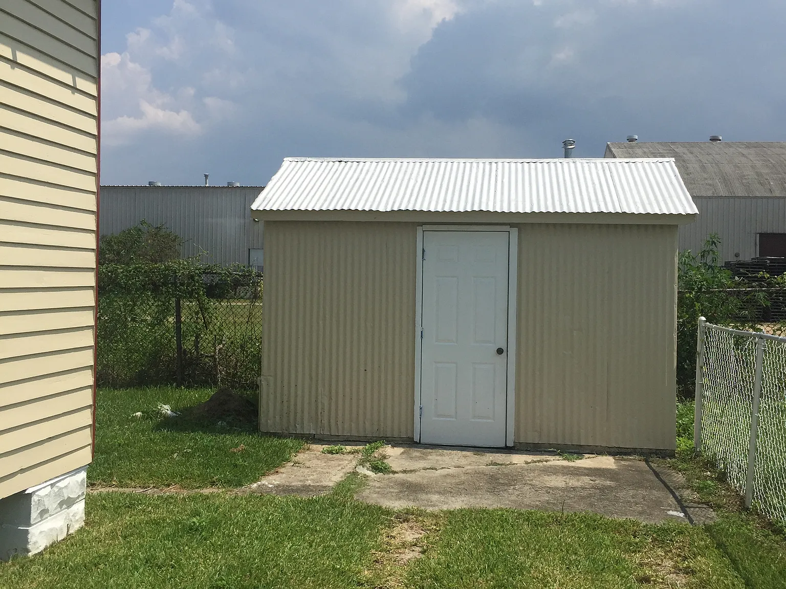 1 bed, 950 sqft, $1,100 — Photo 3