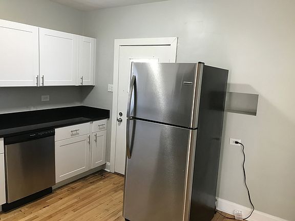 2nd image of 6440 S Richmond St