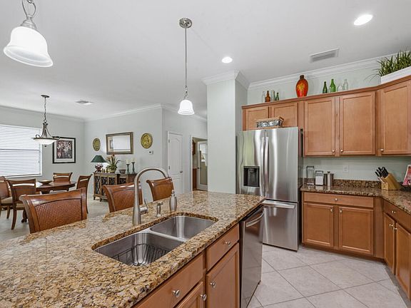 4th image of 3627 Treasure Cove Cir