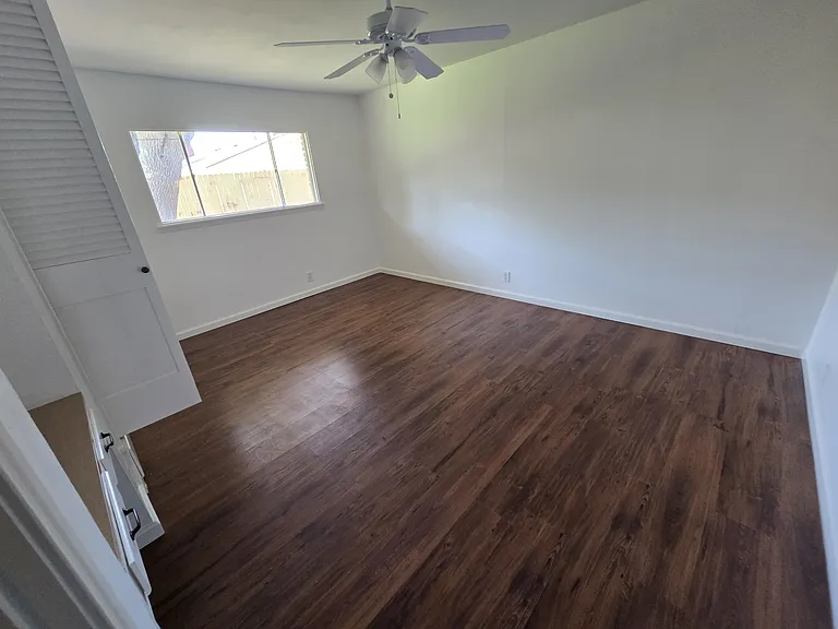 441 Montclair Dr — Photo 20