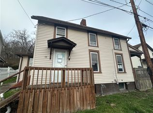 111 Center St, Millsboro, PA 15348